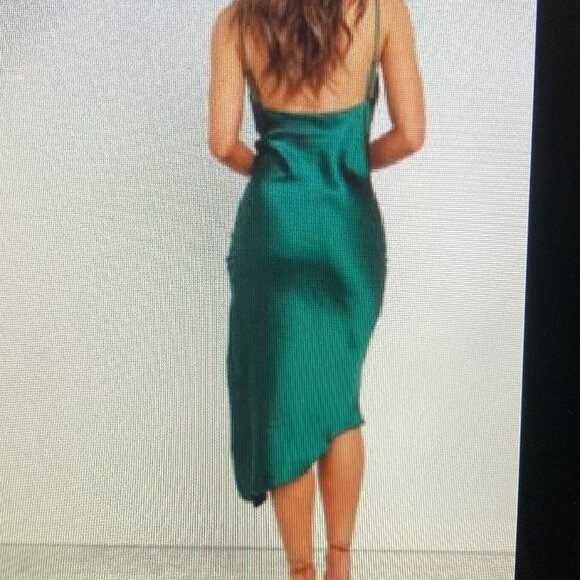 Petal & Pup NWT Asymmetrical Emerald Green Dress Women Size 4 - Picture 2 of 11